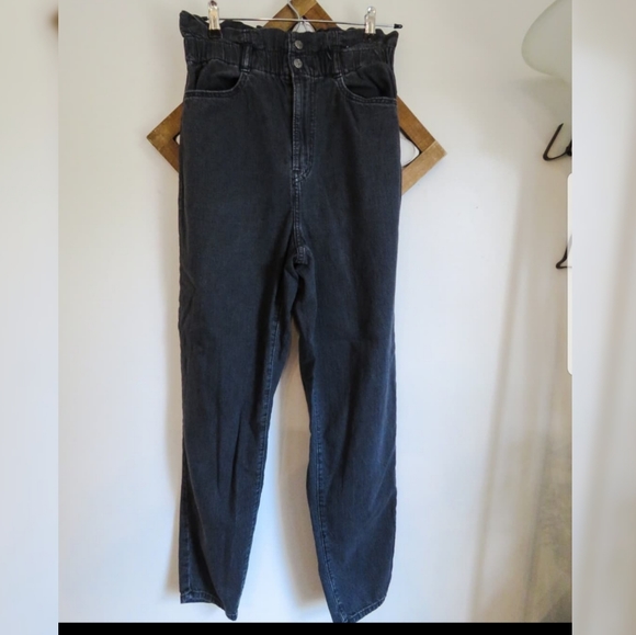 LEVI'S HIGH WAISTED TAPER - Picture 1 of 6